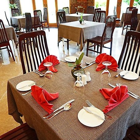 Raza Gyo Hotel Bagan Luaran gambar