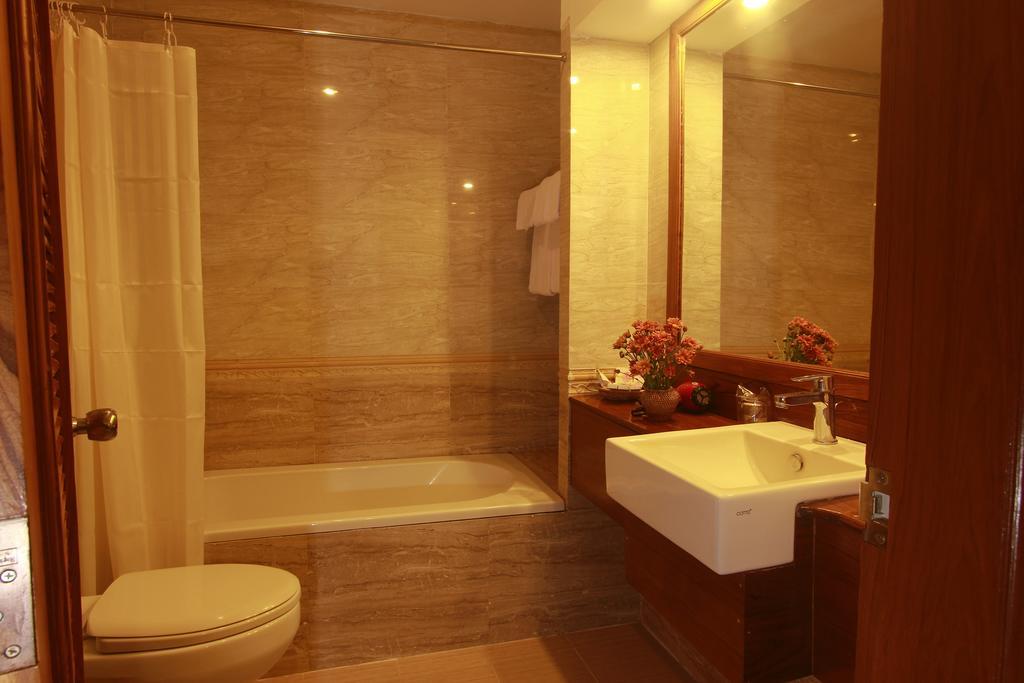 Raza Gyo Hotel Bagan Luaran gambar