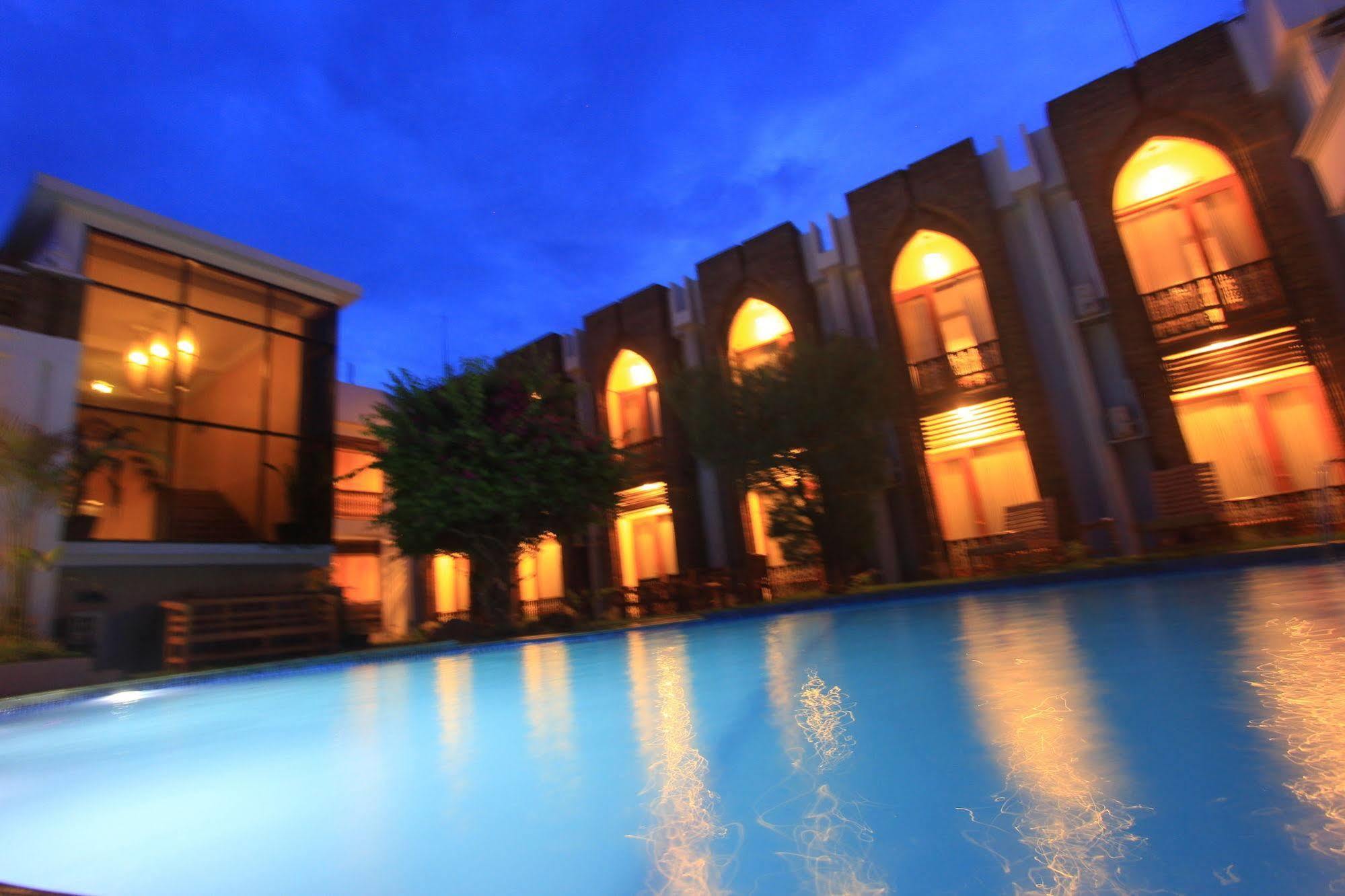 Raza Gyo Hotel Bagan Luaran gambar