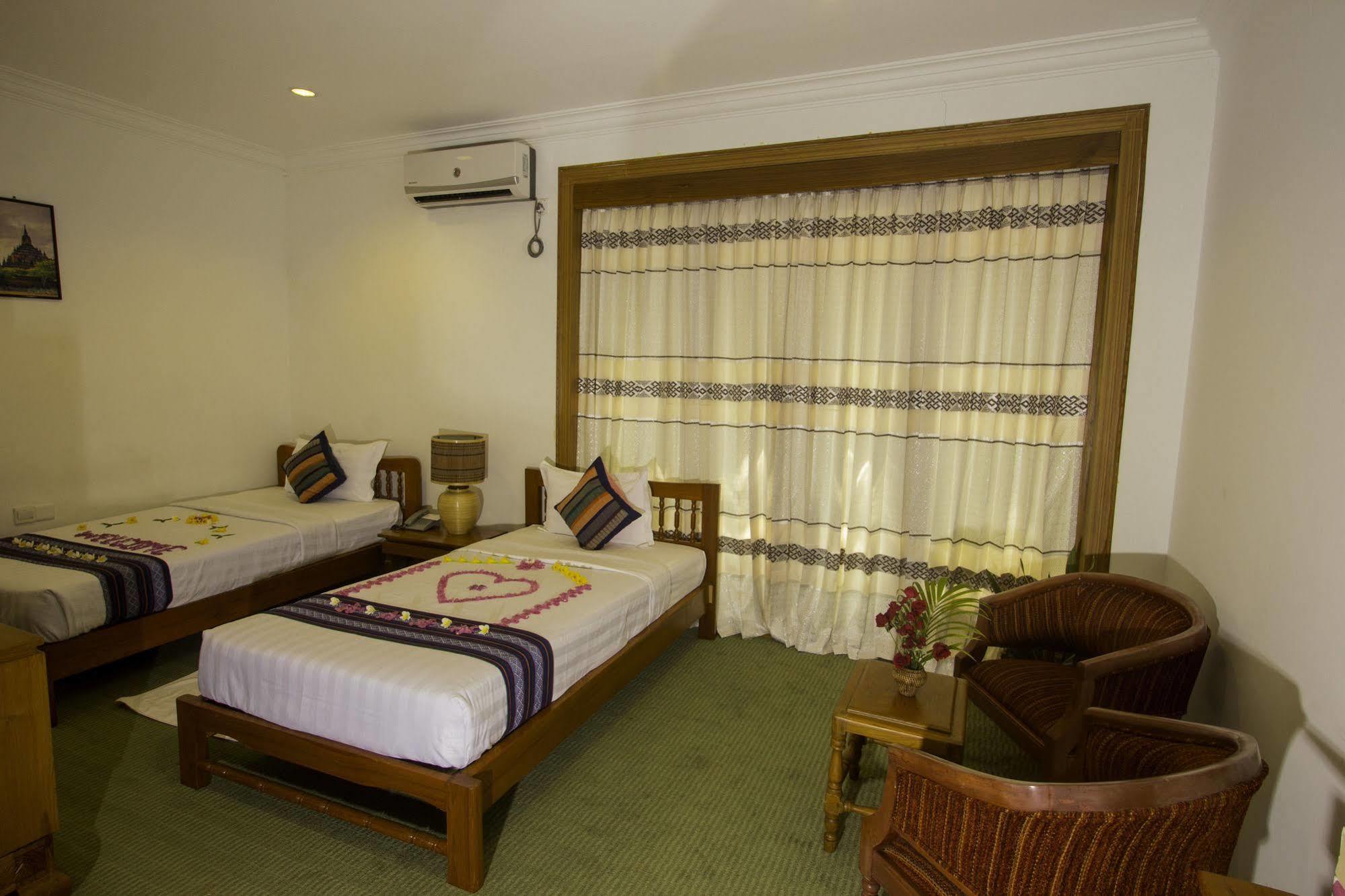 Raza Gyo Hotel Bagan Luaran gambar