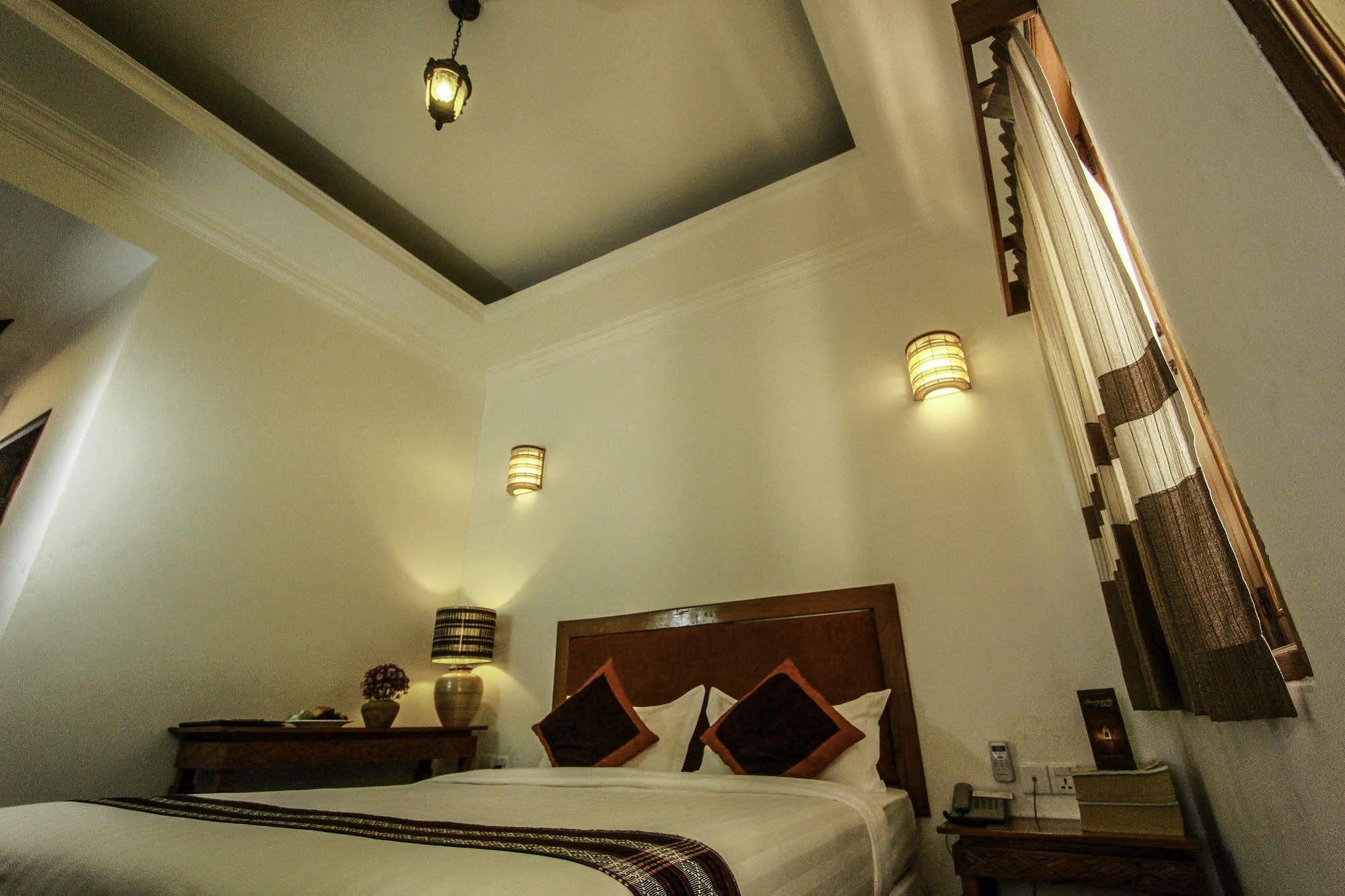 Raza Gyo Hotel Bagan Luaran gambar
