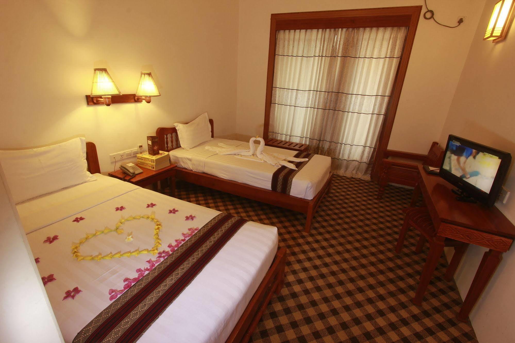 Raza Gyo Hotel Bagan Luaran gambar