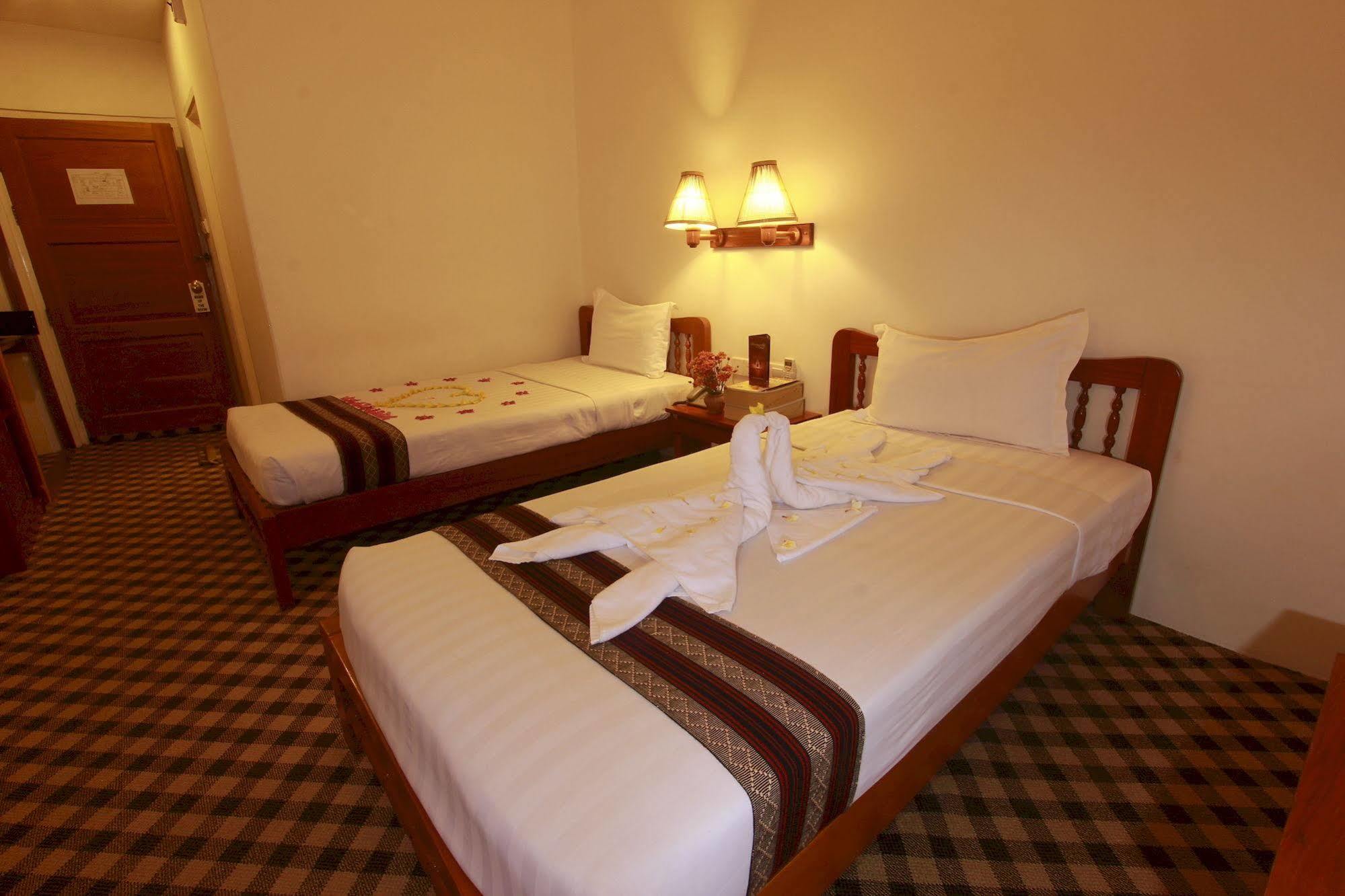 Raza Gyo Hotel Bagan Luaran gambar