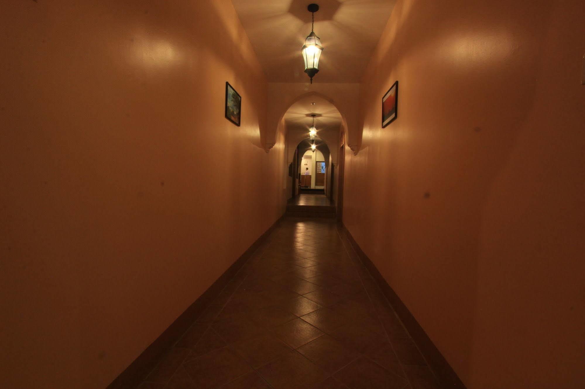 Raza Gyo Hotel Bagan Luaran gambar